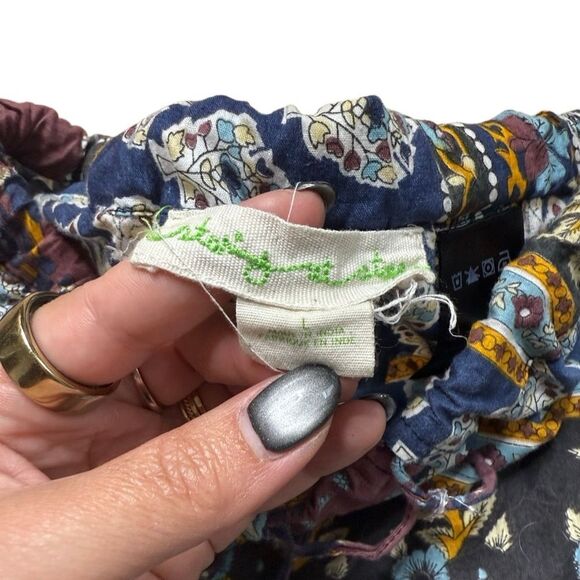 Urban Outfitters staring at Stars Crinkle Multicolor Festival cotton pants small - Picture 7 of 7